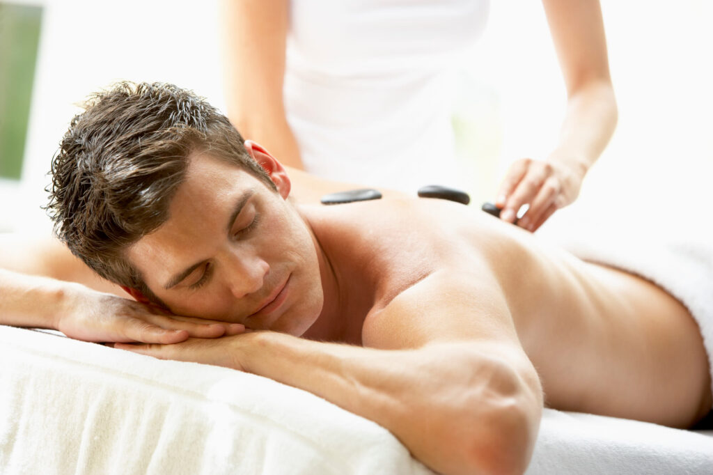Masaż gorącymi kamieniami – salon masażu Gliwice, Victoria Day Spa Luxury przy Rynku